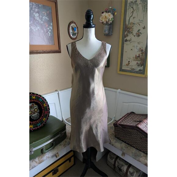 Davids bridal gold incandescent beaded midi - Picture 1 of 6